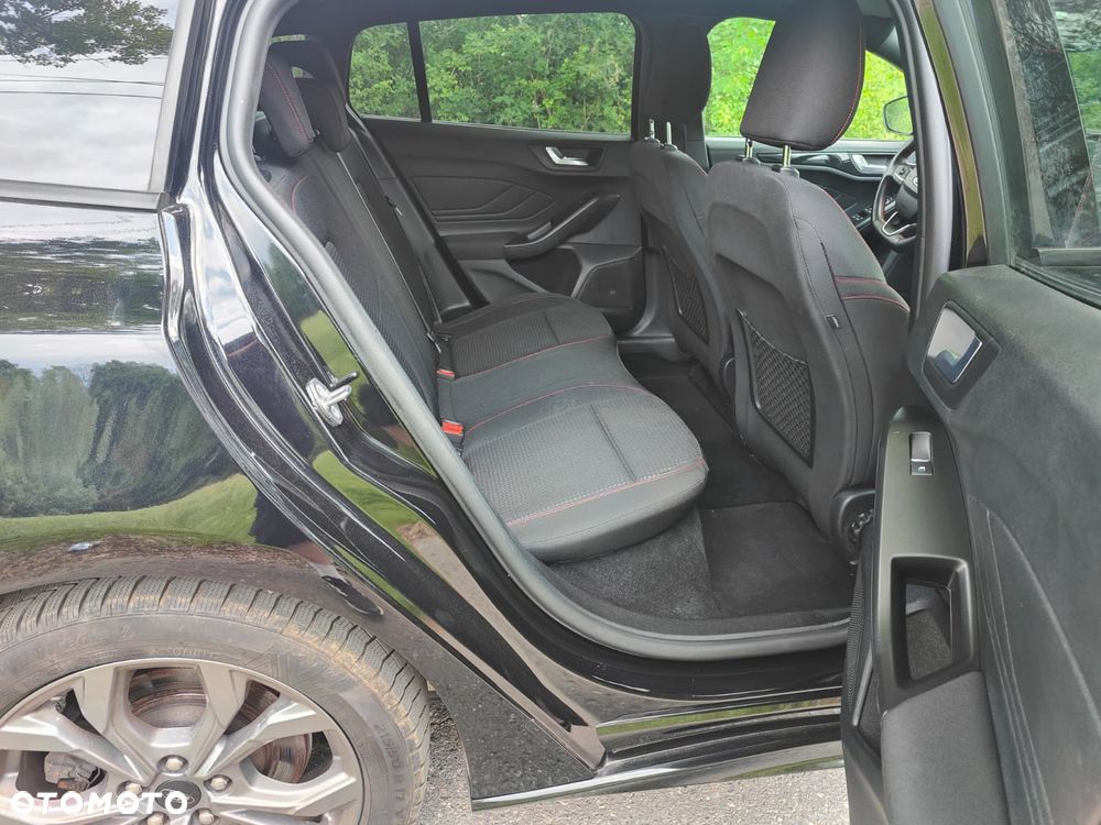 Ford Focus - 22
