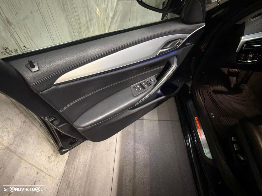 BMW 520 d Line Luxury Auto - 26