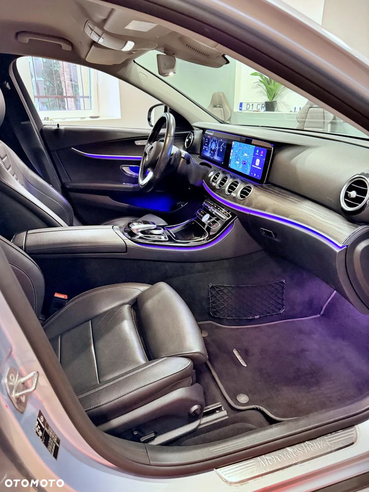 Mercedes-Benz Klasa E 220 d 4-Matic All-Terrain - 19