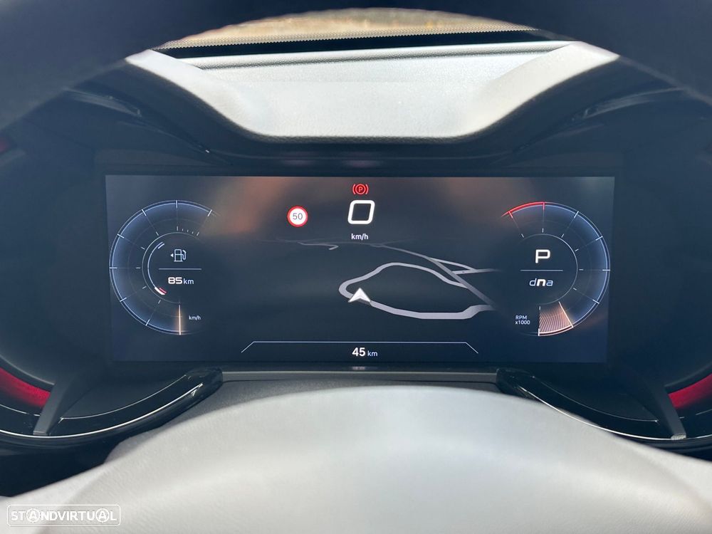 Alfa Romeo Junior 1.2 Q4 eDCT6 - 9