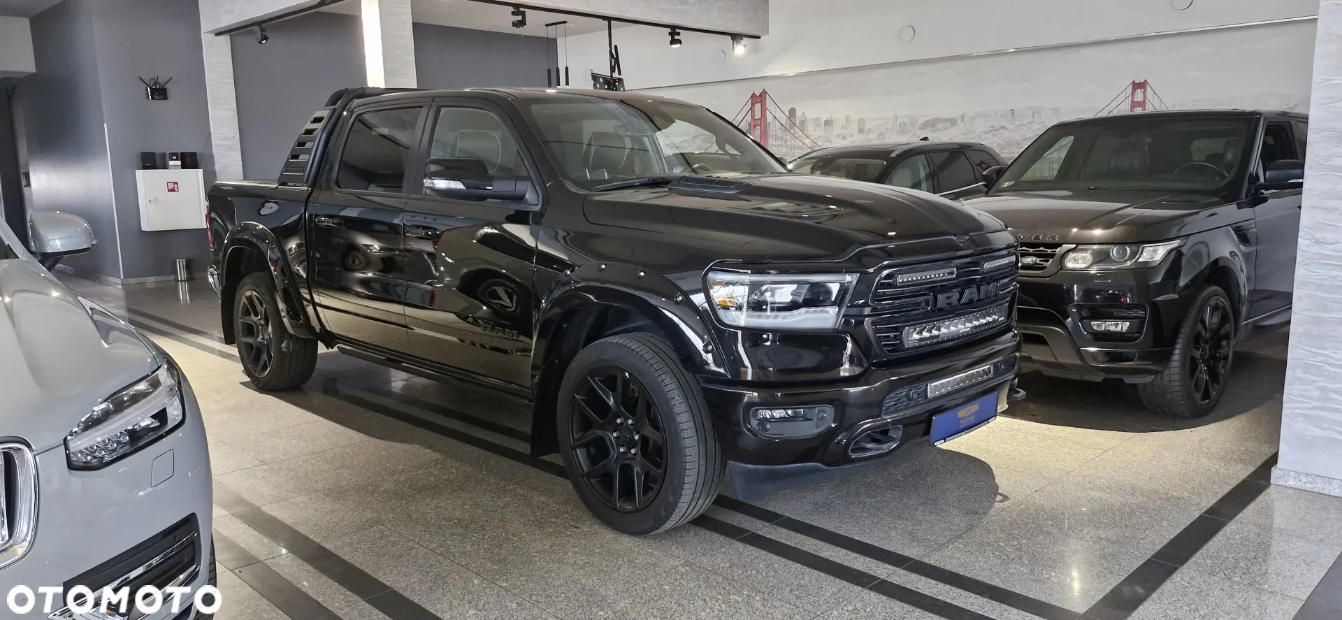 RAM 1500 Crew Cab Laramie - 8