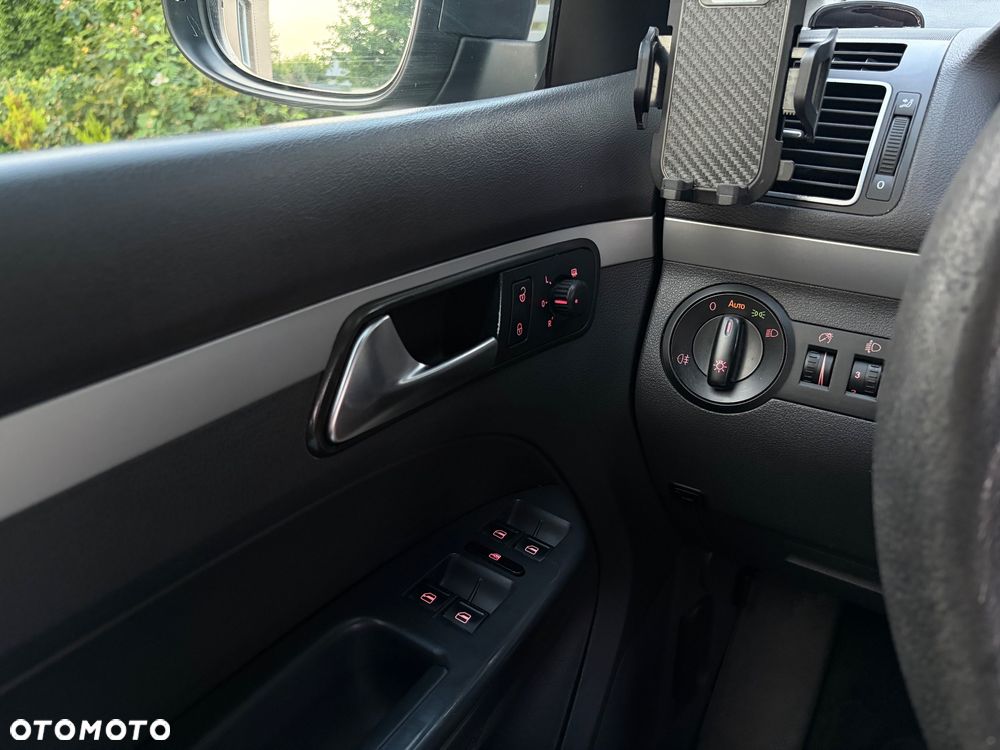 Volkswagen Touran 1.4 TSI EcoFuel DSG Comfortline - 12