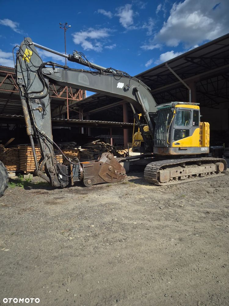 Volvo ECR235EL - 2