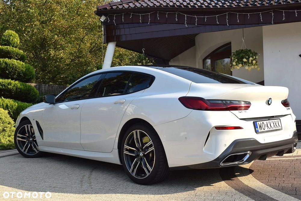 BMW Seria 8 840i xDrive - 4