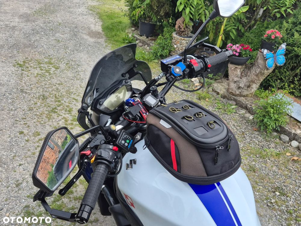 Suzuki SV - 6