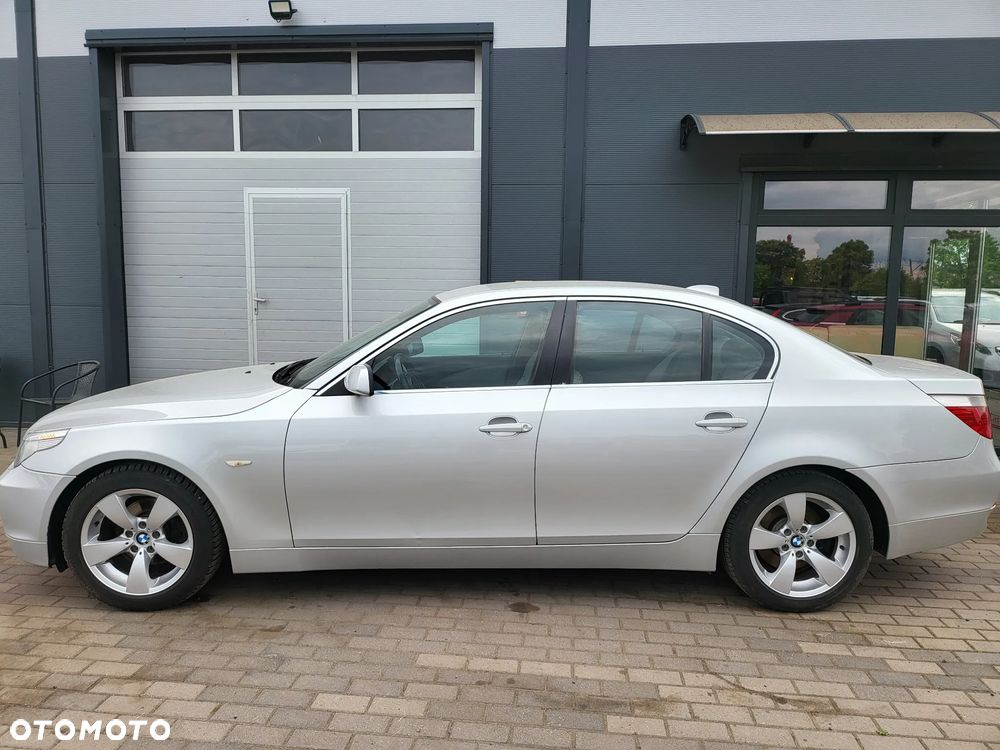 BMW Seria 5 520i - 21