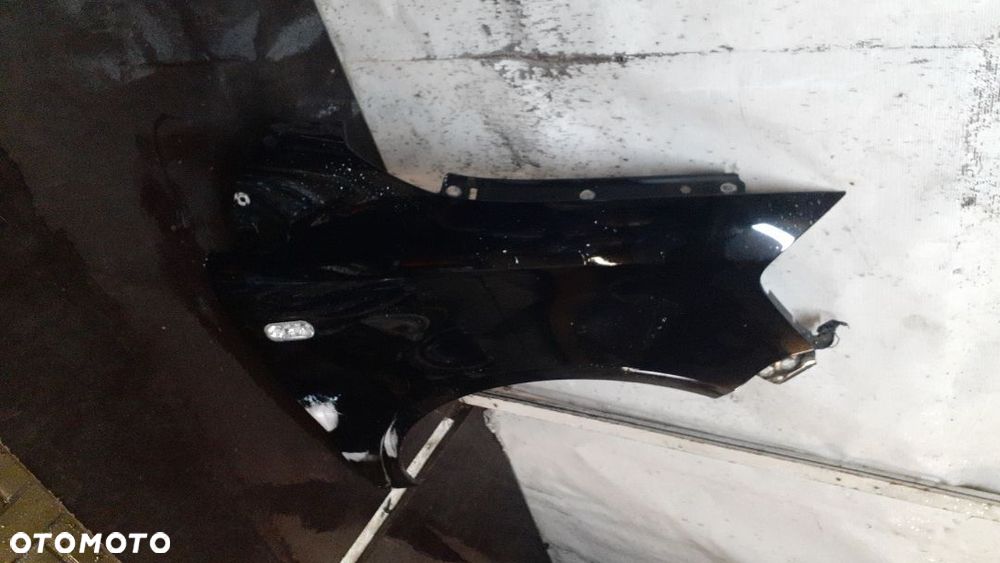 *  Błotnik PRAWY   VOLKSWAGEN VW FOX LI7F CZARNY - 5