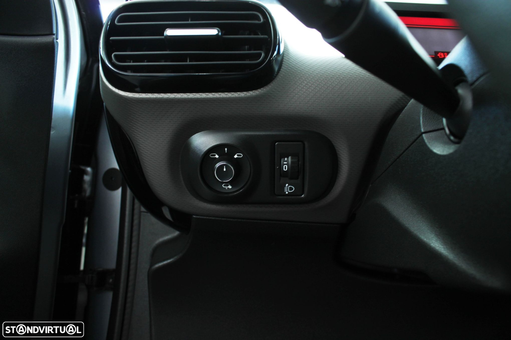 Citroën C4 Cactus 1.5 BlueHDi Shine - 25