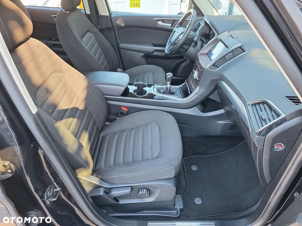 Ford Galaxy - 27