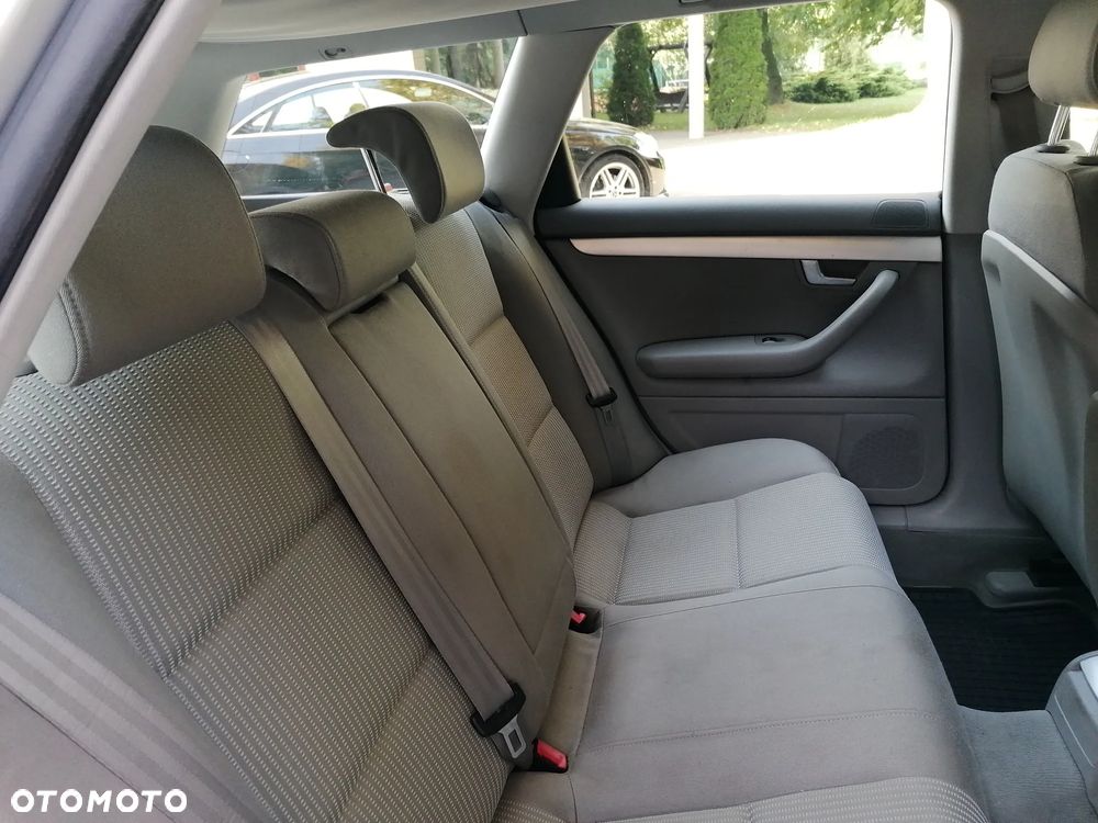 Audi A4 ver-avant-2-5-tdi-multitronic - 13