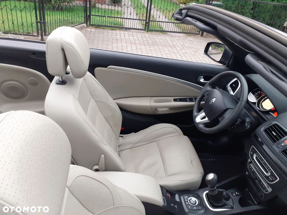 Renault Megane TCe 130 Dynamique - 27