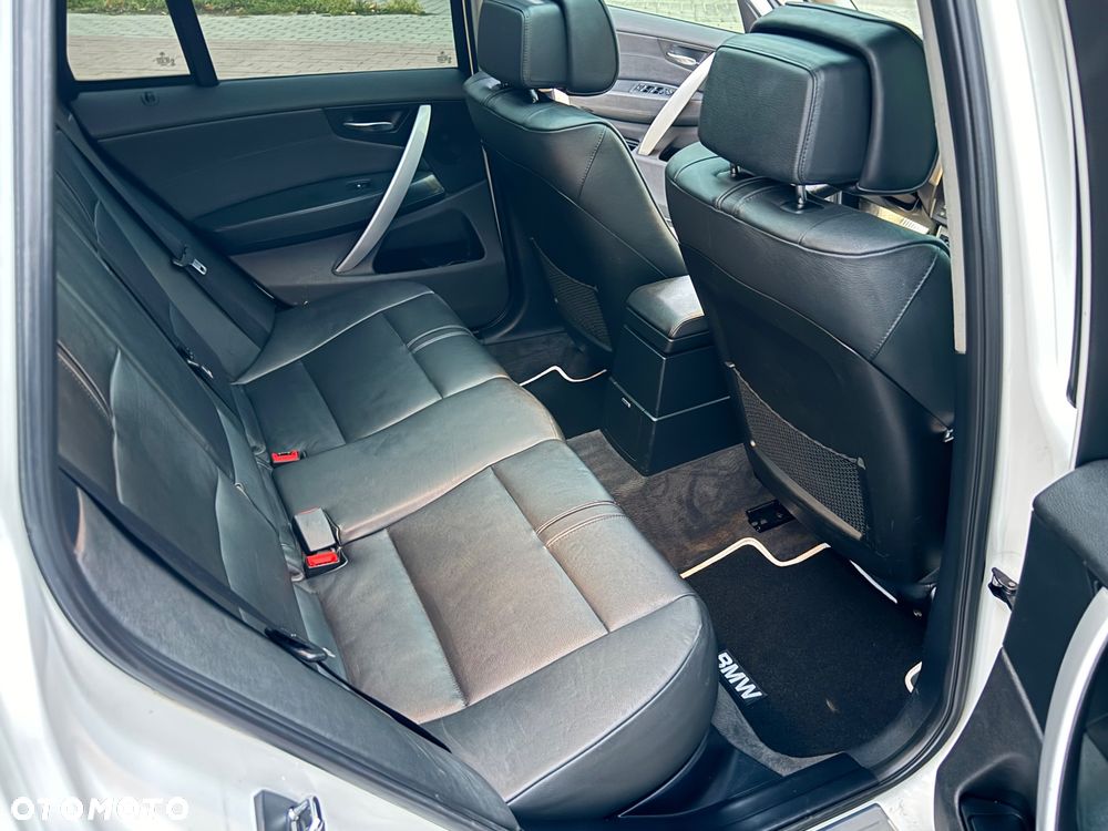 BMW X3 2.0d - 12