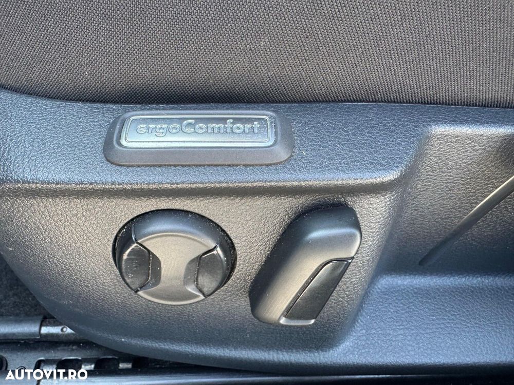 Volkswagen Passat 1.5 TSI ACT OPF DSG Comfortline - 14
