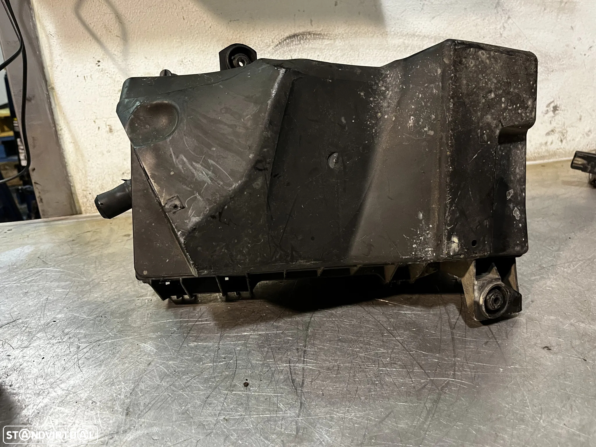 CAIXA DO FILTRO DE AR VOLKSWAGEN GOLF IV / SEAT LEON 1M / AUDI A3 1.9TDI 1J0129607N - 2