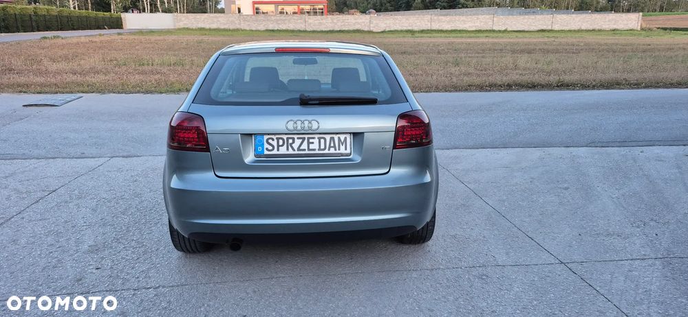Audi A3 1.6 Attraction - 9