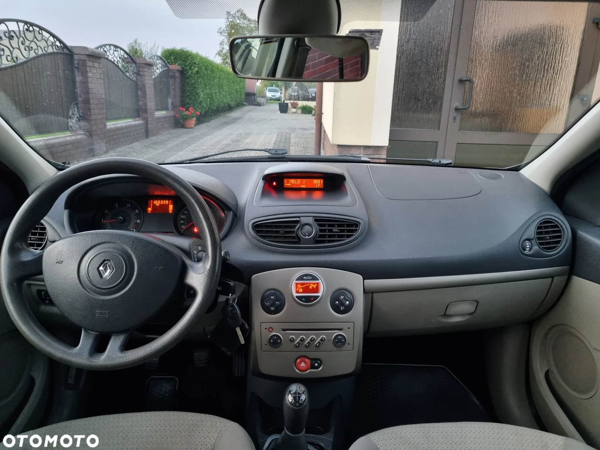 Renault Clio 1.2 TCE Expression - 10