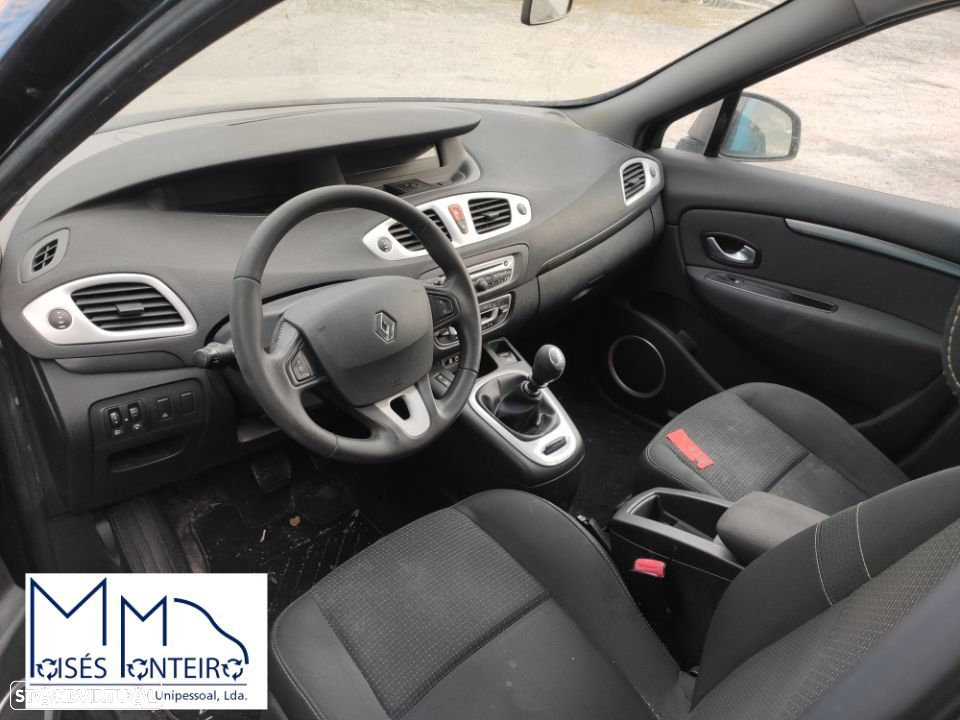 Peças Renault Scenic III 1.9 DCI 2010 - 3