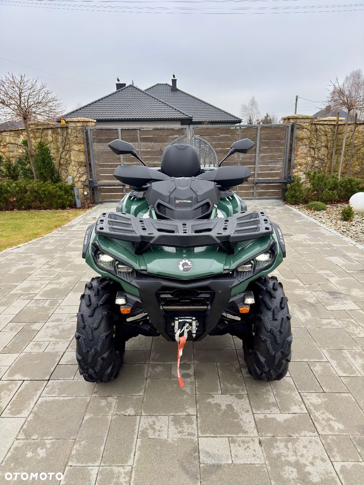 Can-Am Outlander Max - 9