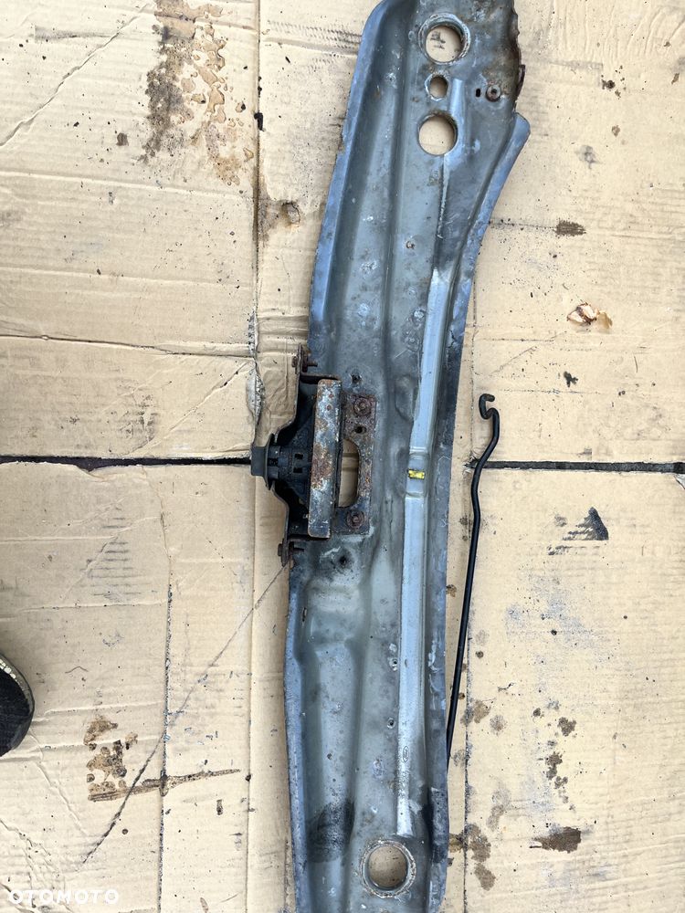 Pas przedni z zamkiem Ford Transit 2.2 TDCI 06-12r. - 2