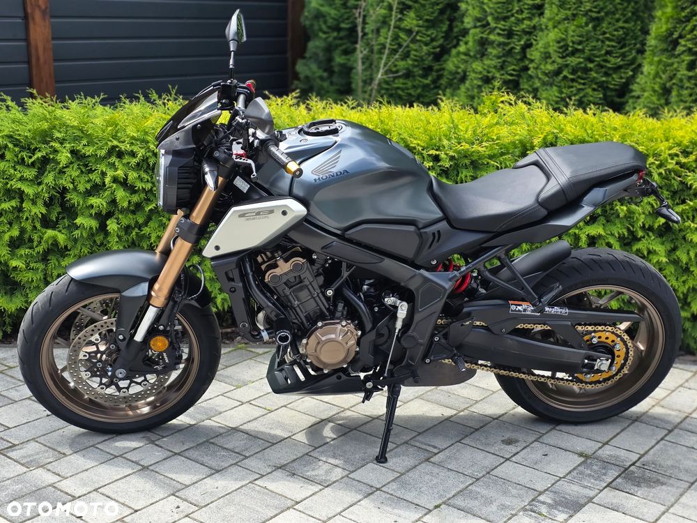 Honda CB - 18