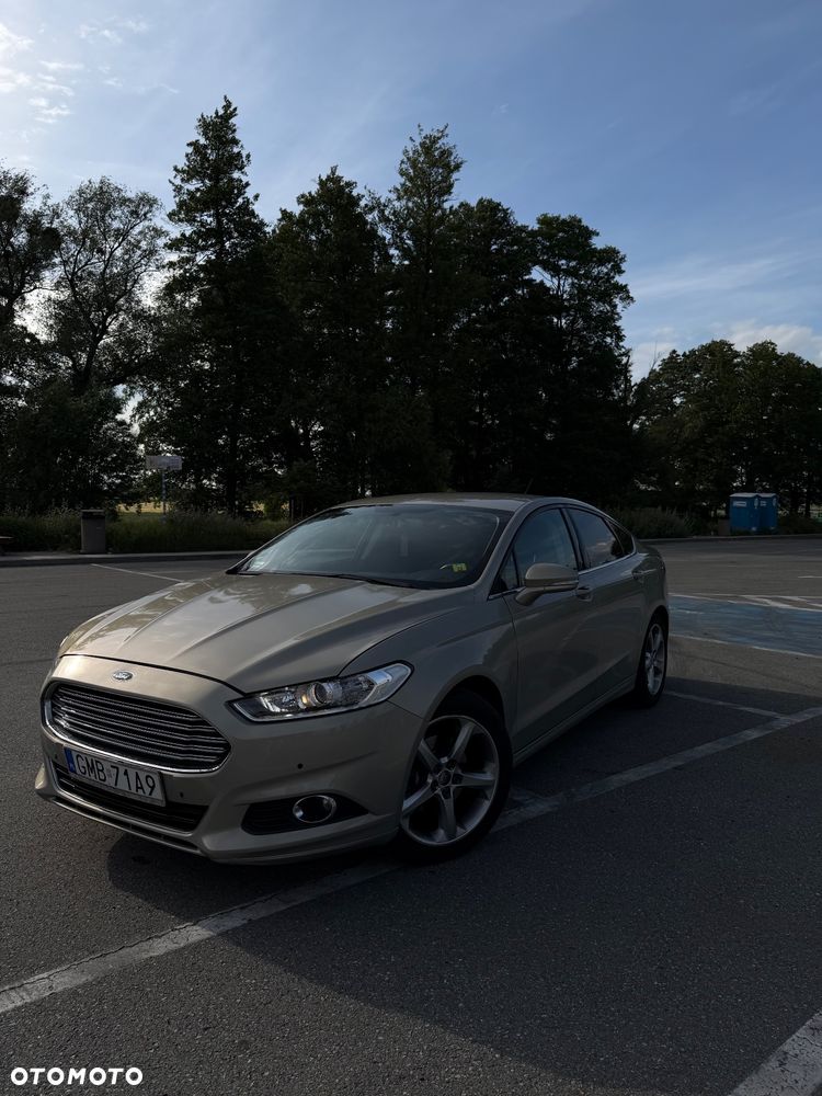 Ford Fusion - 1