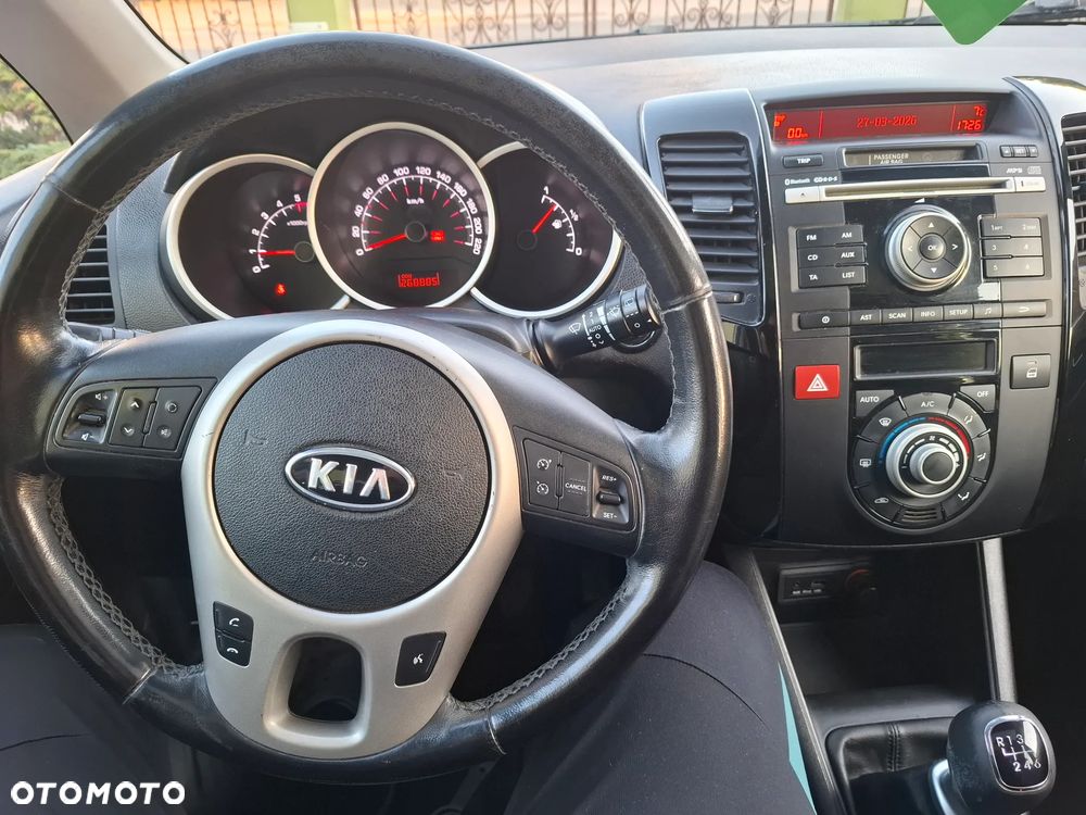 Kia Venga - 19