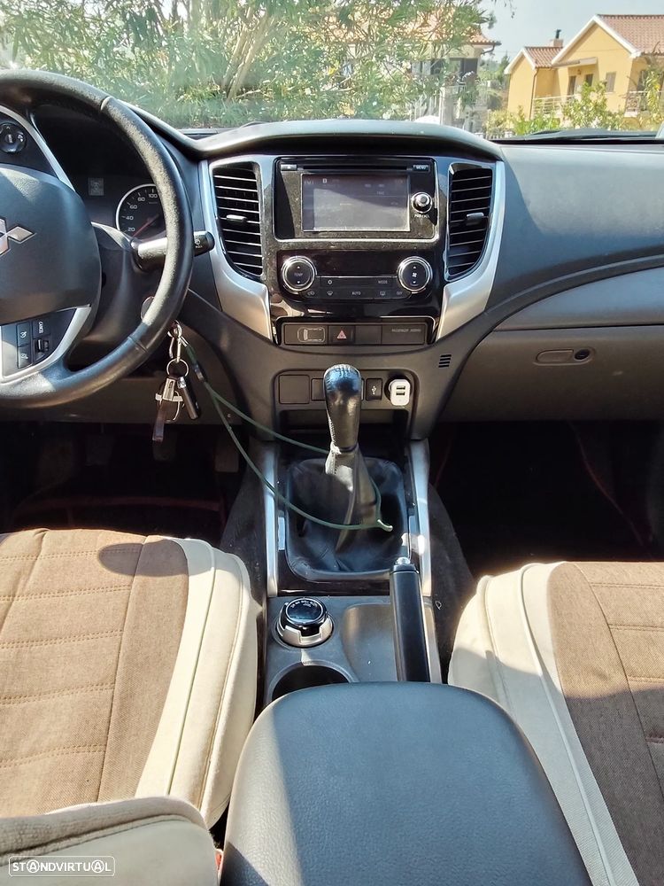 Mitsubishi L200 - 18