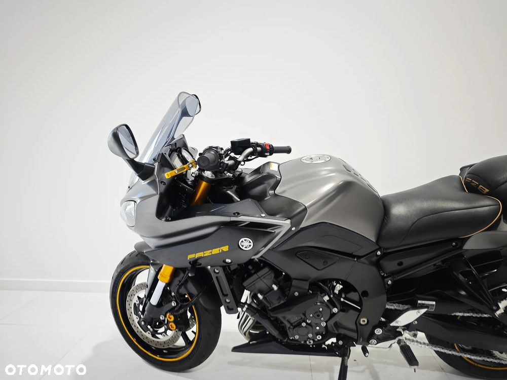 Yamaha FZ - 12