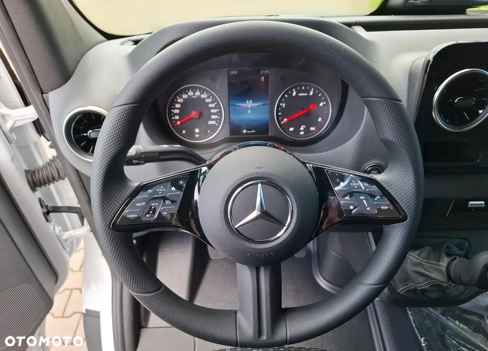 Mercedes-Benz Sprinter 317 CDI 170 KM Furgon Pro Długi - 13