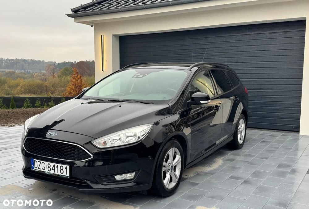 Ford Focus Turnier 1.5 EcoBlue Start-Stopp-System TITANIUM - 12