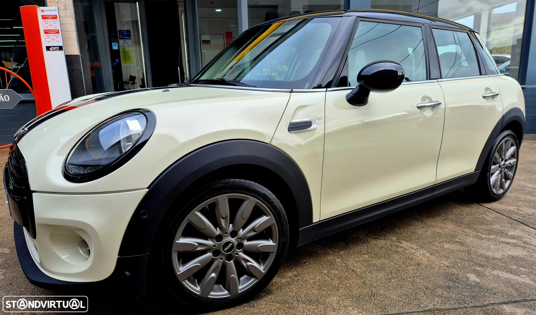MINI 5 Portas One Auto - 18