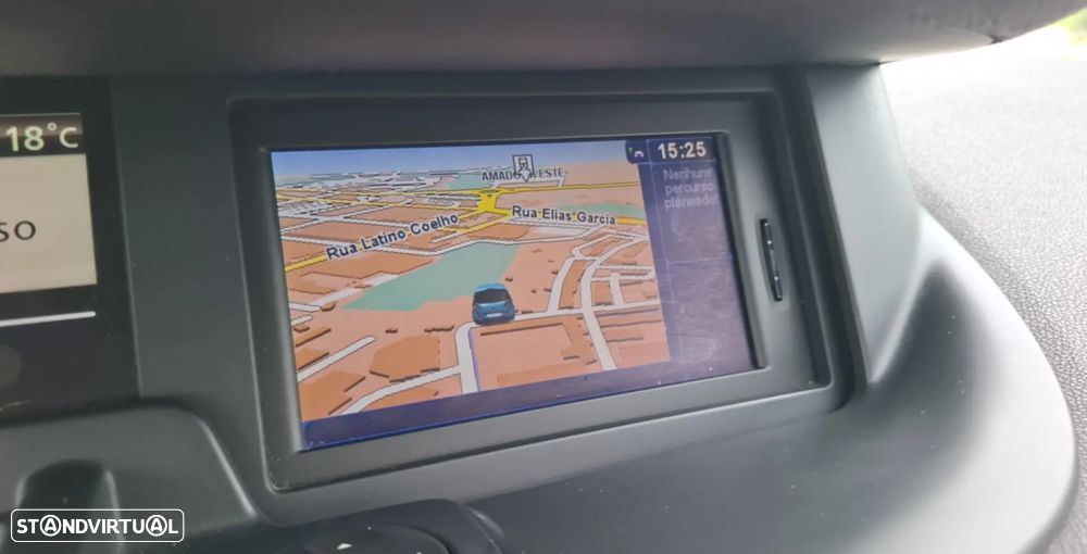 Renault Scénic 1.5 dCi Dynamique S - 9