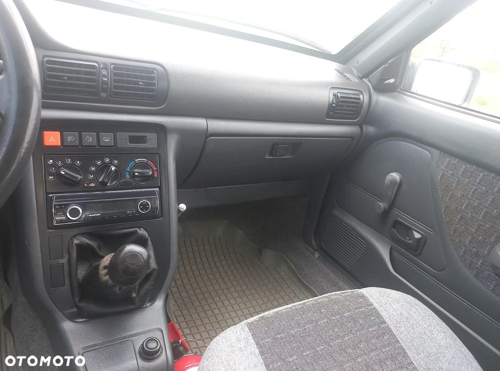 Polonez Caro - 20