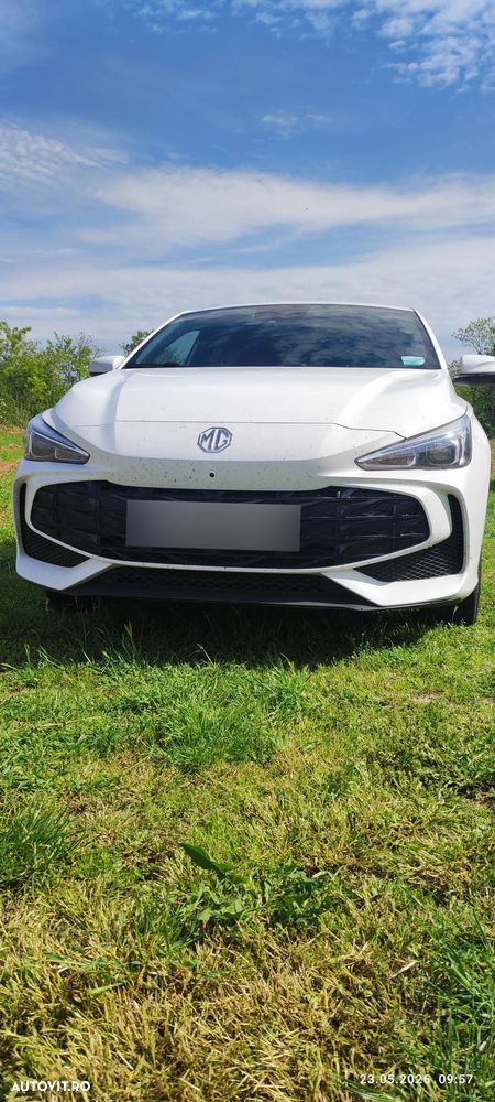 MG MG3 1.5 GDI HEV Exclusive - 9