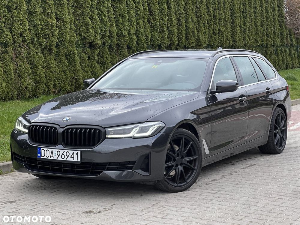 BMW Seria 5 520d Sport - 2