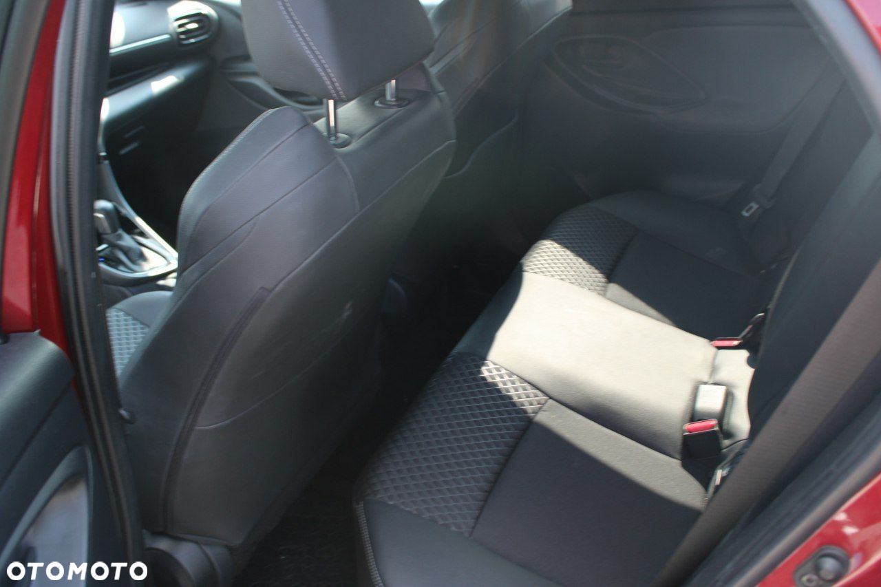Toyota Yaris - 22