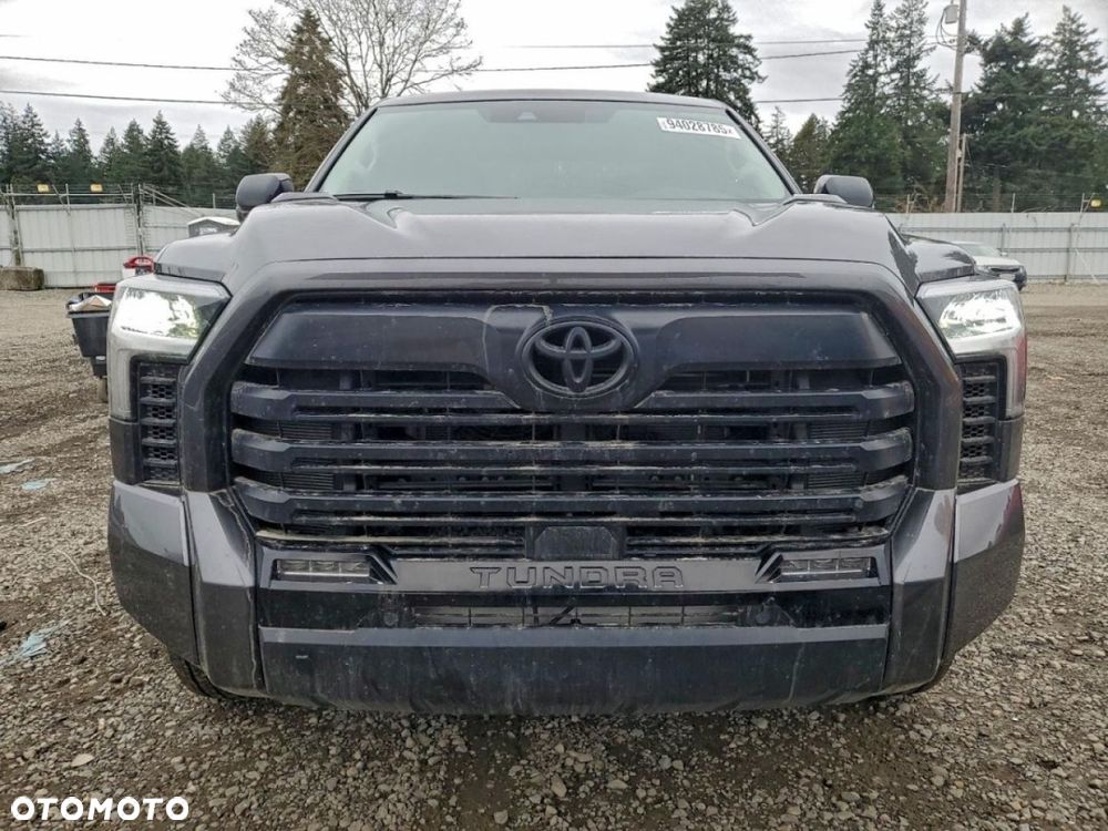 Toyota Tundra - 2
