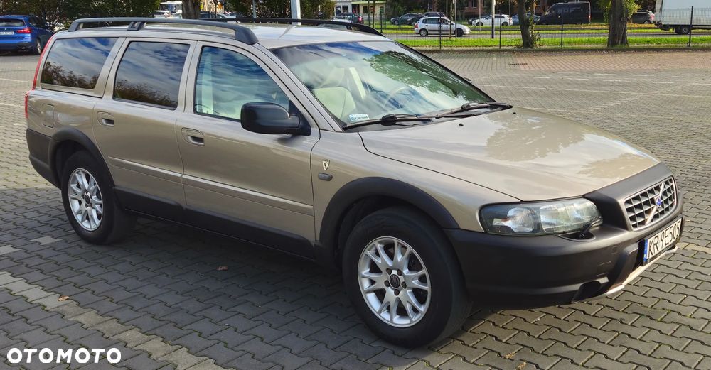 Volvo XC 70 2.5T AWD Momentum - 7
