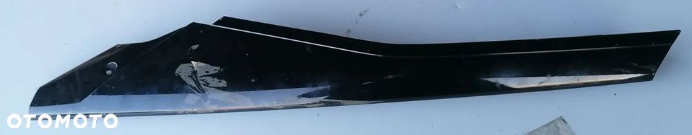 CHEVROLET CORVETTE C7 17r OSŁONA SŁUPKA PRAWA 23163510