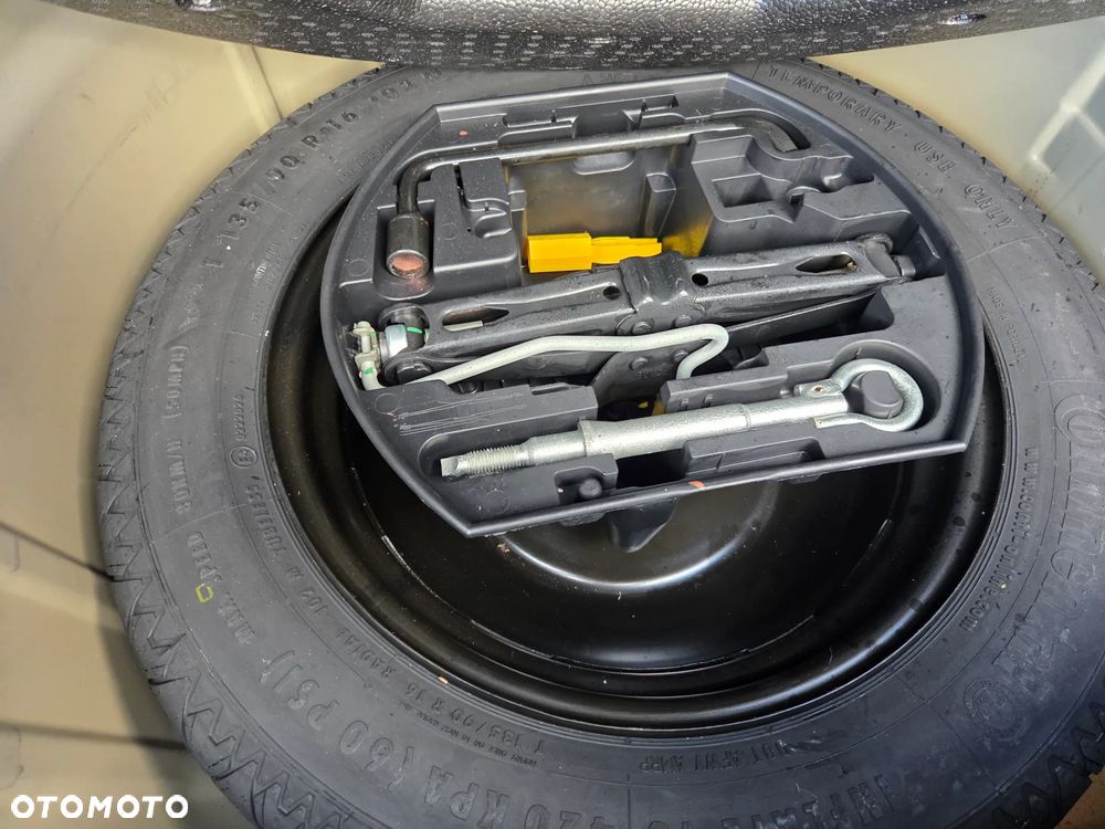 Peugeot 3008 HDi 115 Active - 9