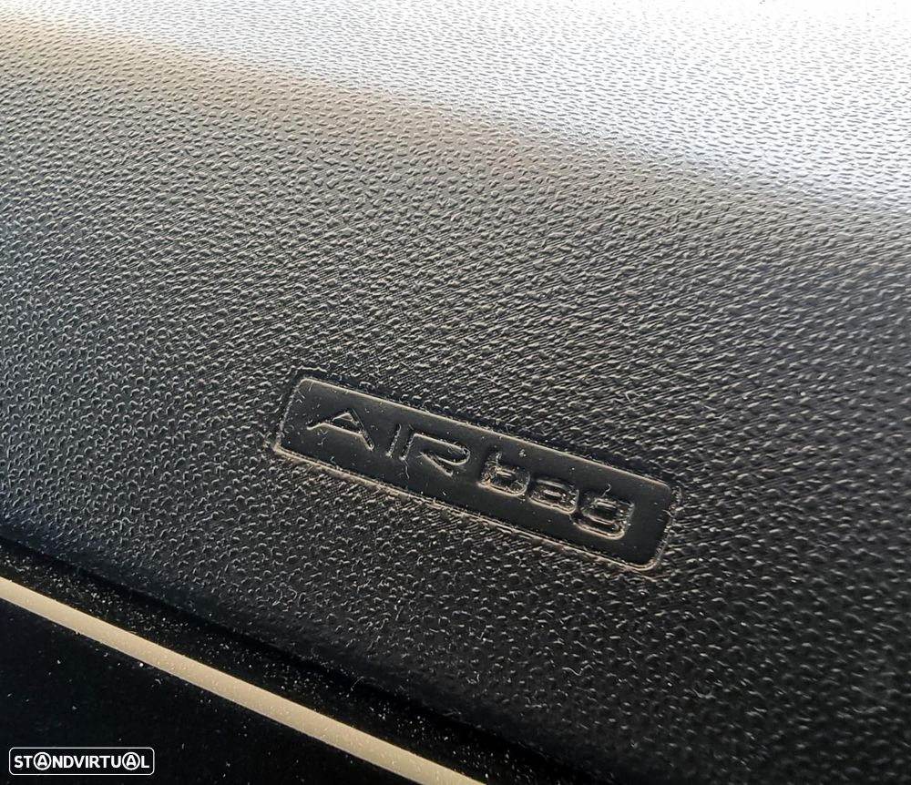 Fiat 500 1.0 Hybrid Lounge - 33