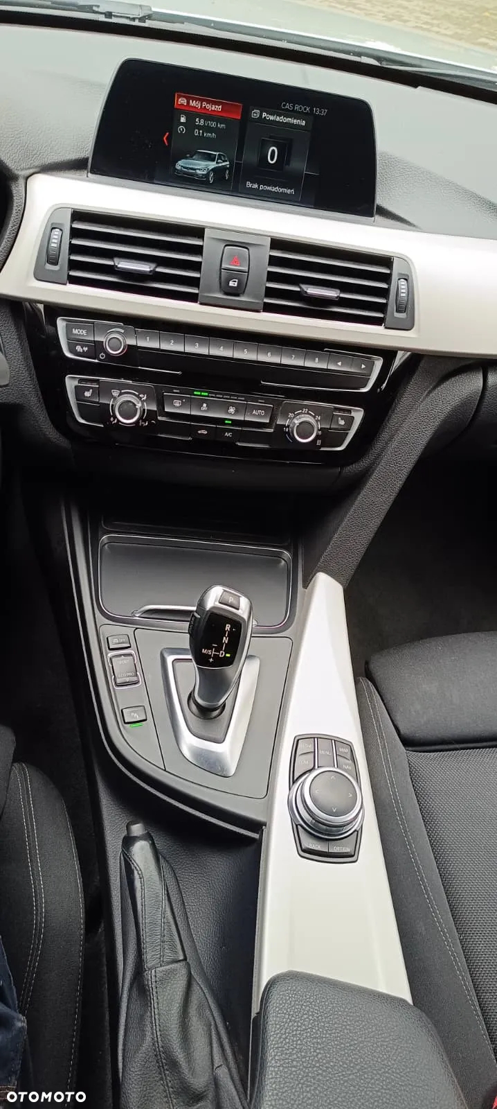 BMW Seria 3 318d - 17