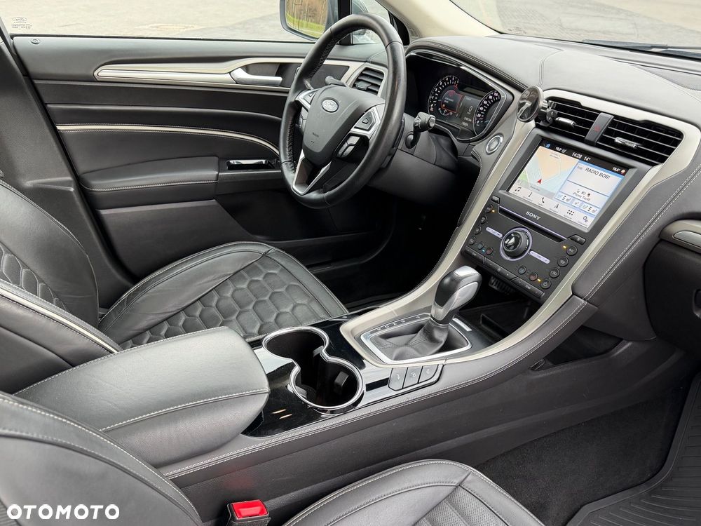 Ford Mondeo SW TDCi Bi-Turbo PowerShift-Aut Vignale - 17