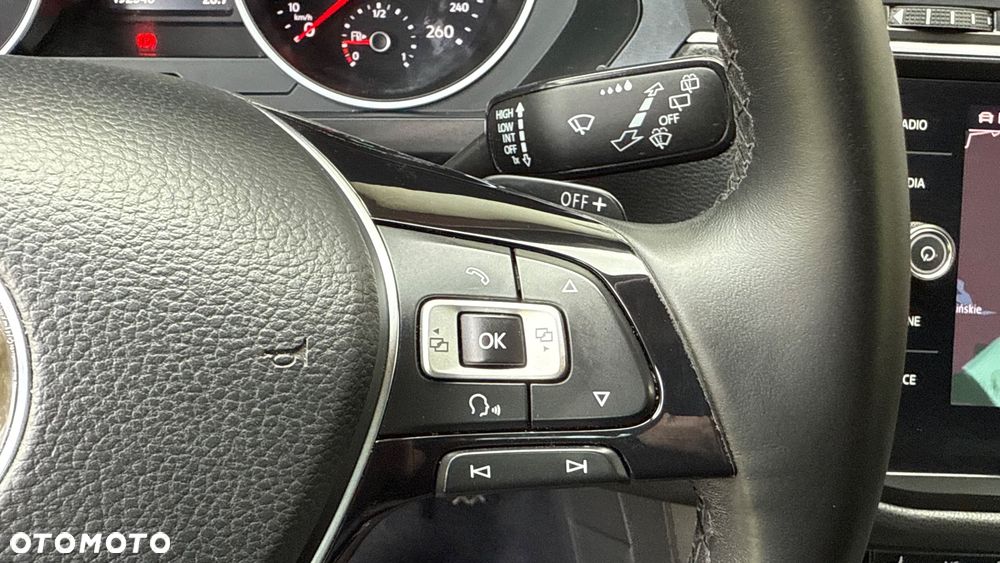 Volkswagen Tiguan - 31