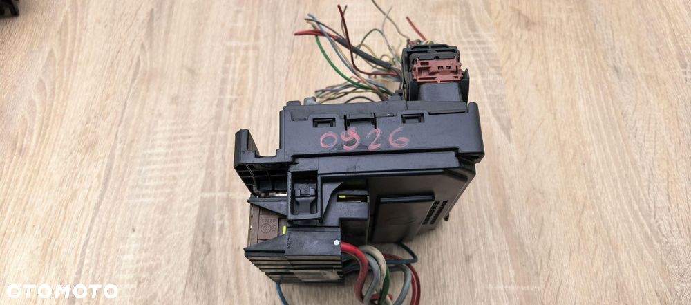 SKRZYNKA BEZPIECZNIKÓW MODUŁ BSM WTYCZKI PEUGEOT 307 1189830040 - 4