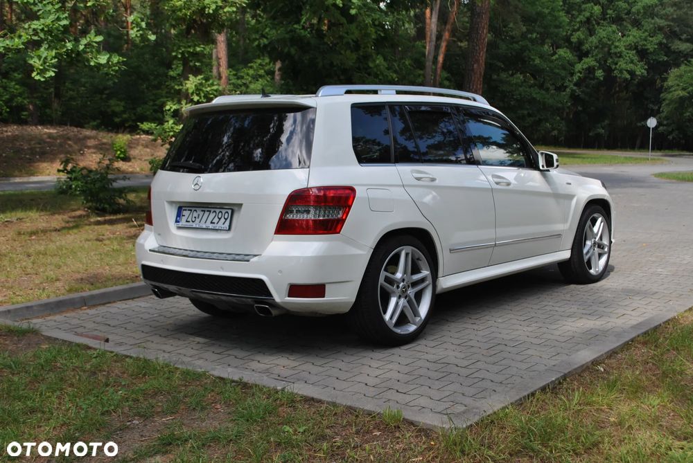 Mercedes-Benz GLK 220 CDI DPF 4Matic BlueEFFICIENCY 7G-TRONIC - 4