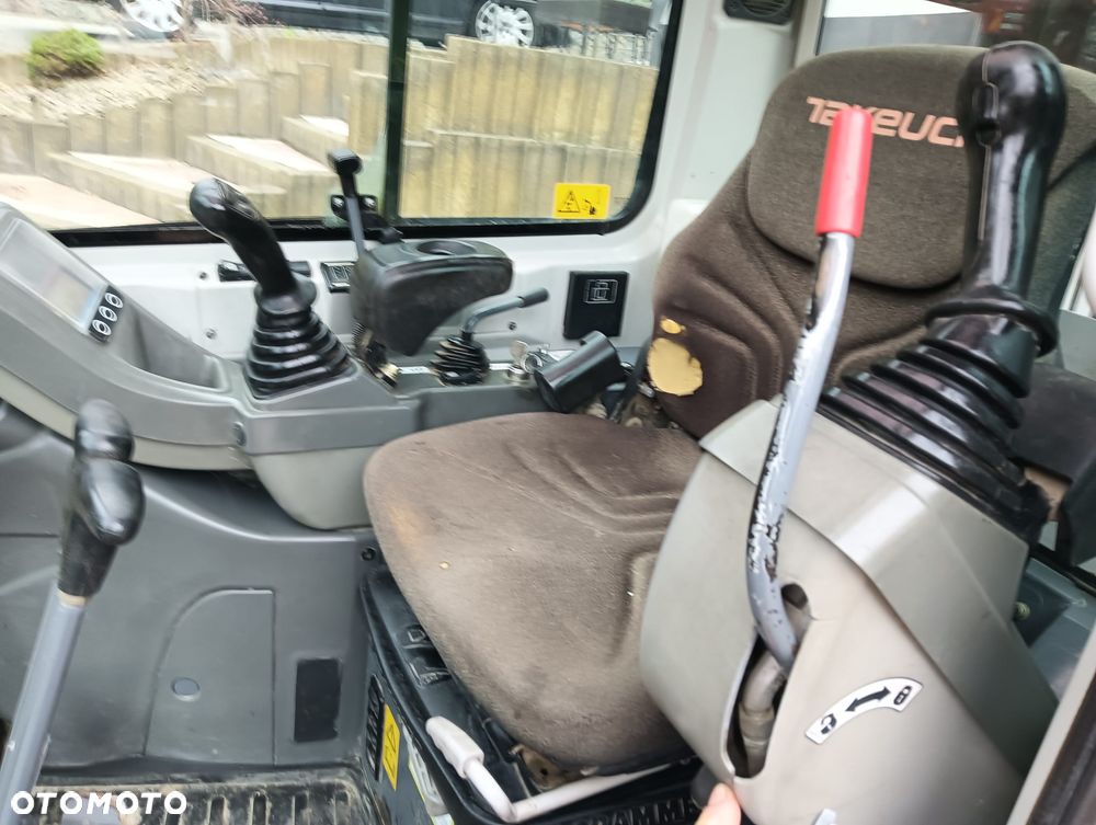 Takeuchi TB225 | Powertilt | Hydrauliczne Szybkozłącze | Rozsuwane Podwozie | 2019 | minikoparka mini koparka gąsienicowa obrotowa - 10