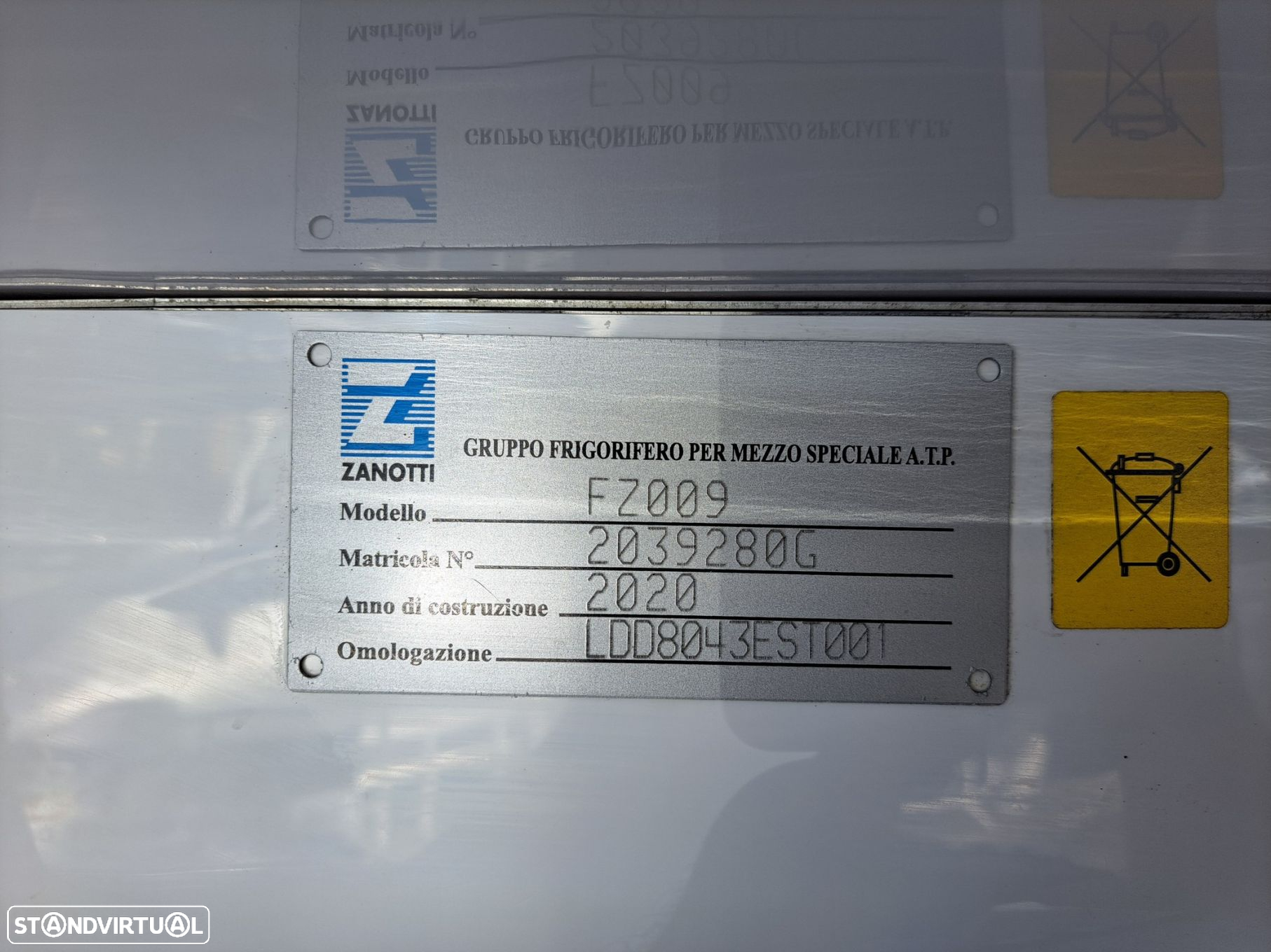 Renault Trafic 2.0 dCi L2H1 ISÓTERMICA FRIGORIFICA - 7