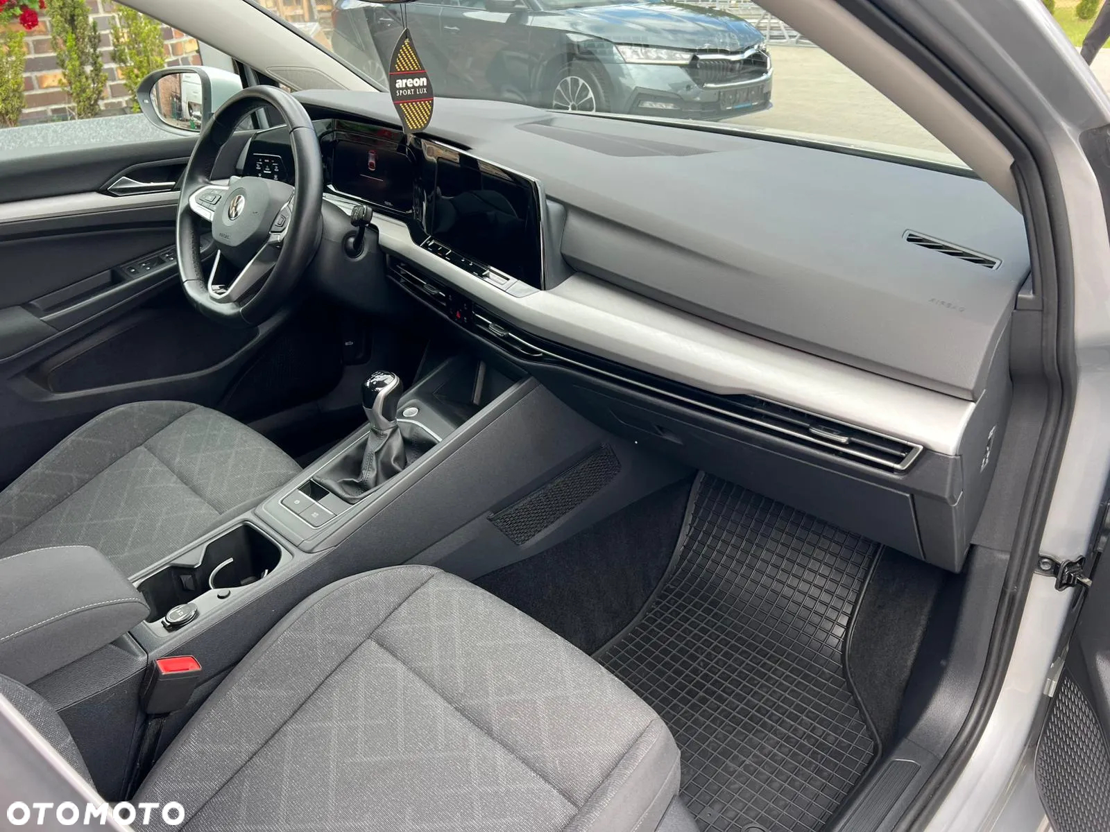 Volkswagen Golf 2.0 TDI SCR Active - 13