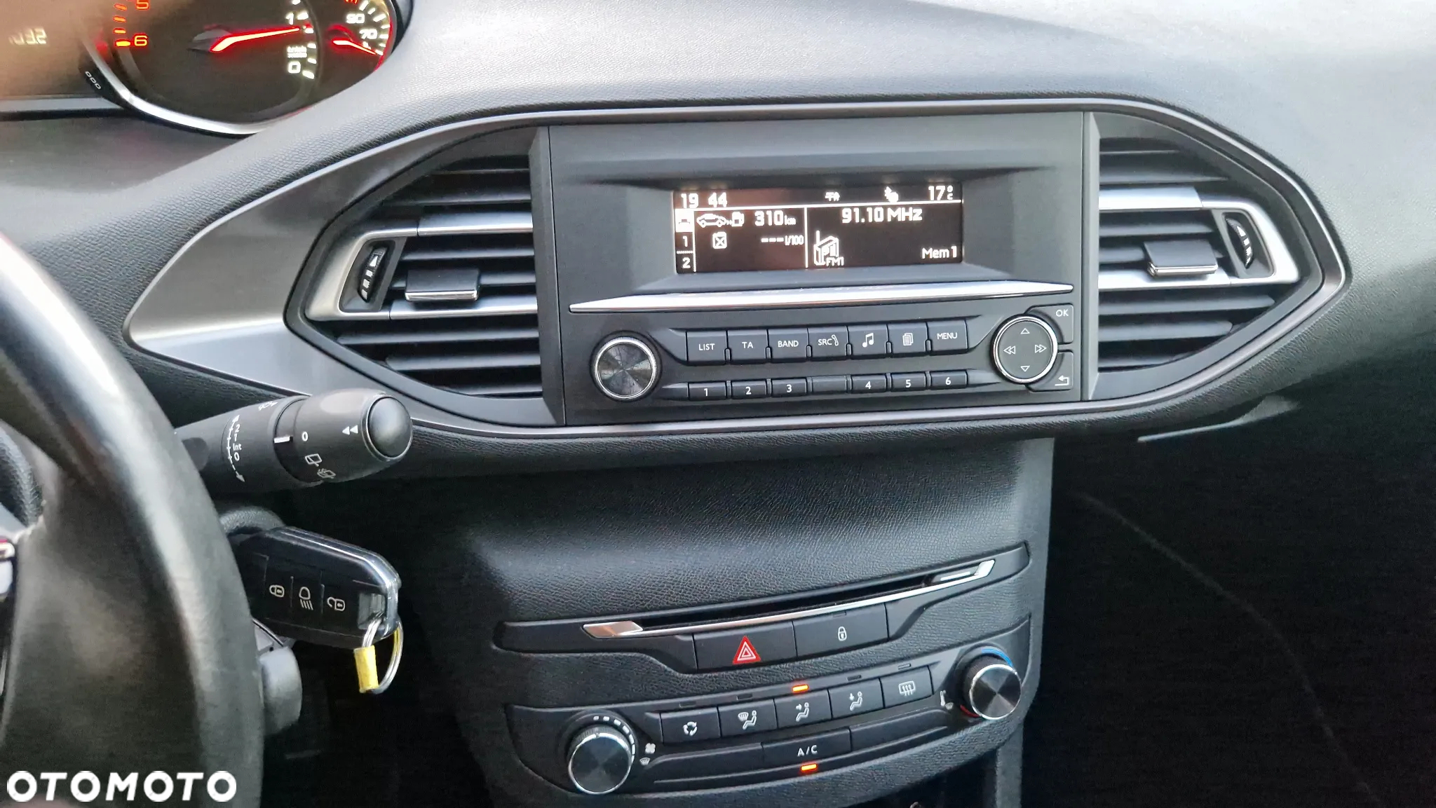Peugeot 308 1.6 HDi Style - 19